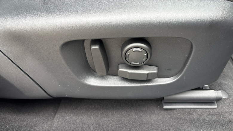 Land Rover Range Rover Evoque 1.5 P270e Edition 5dr Auto Hatchback